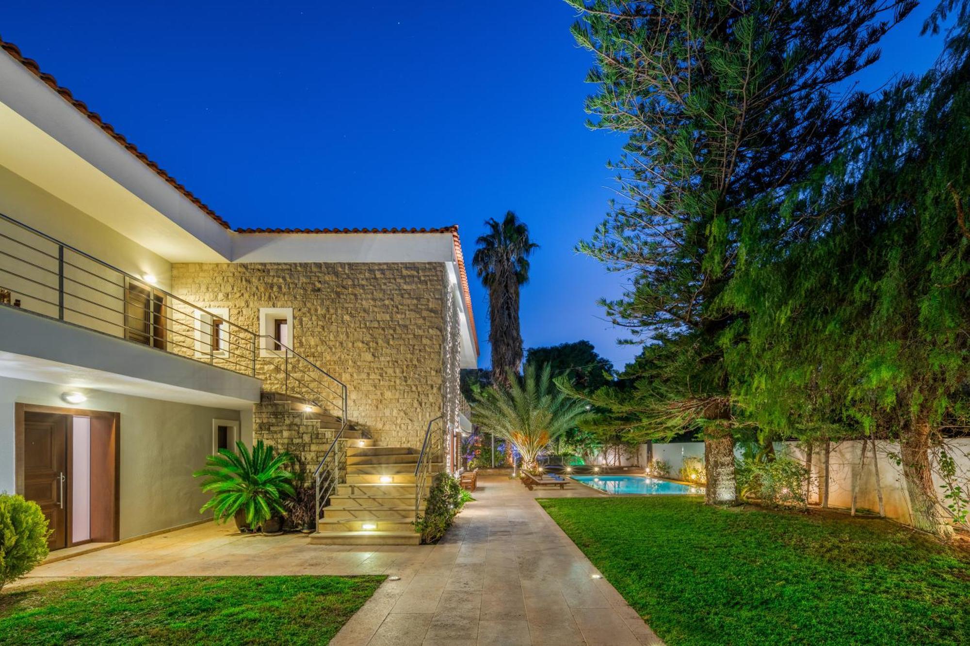 Villa Saronida Exterior photo